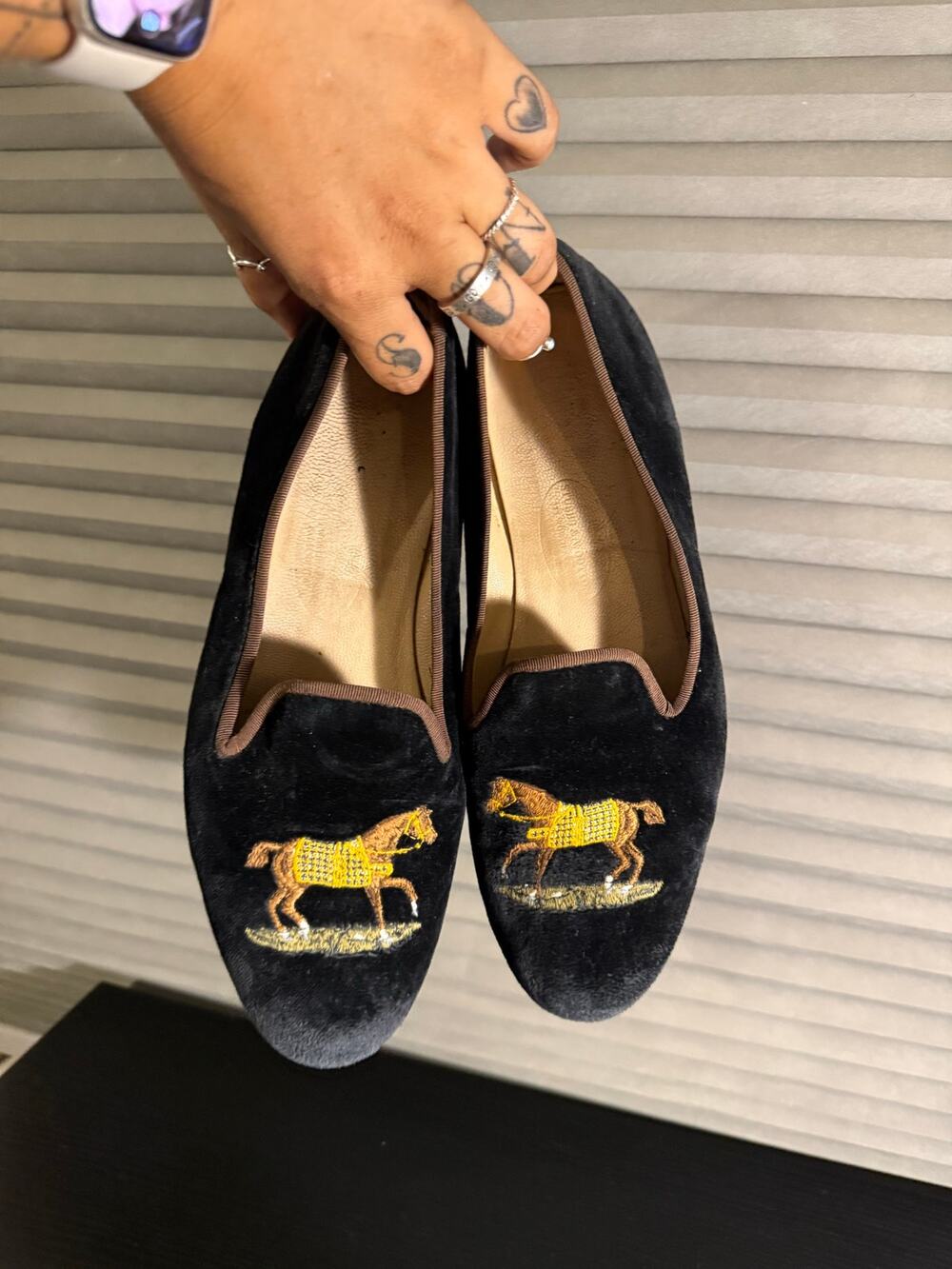 Stubbs & Wootton Horse Needlepoint Velvet Loafers Black Women’s Size 9